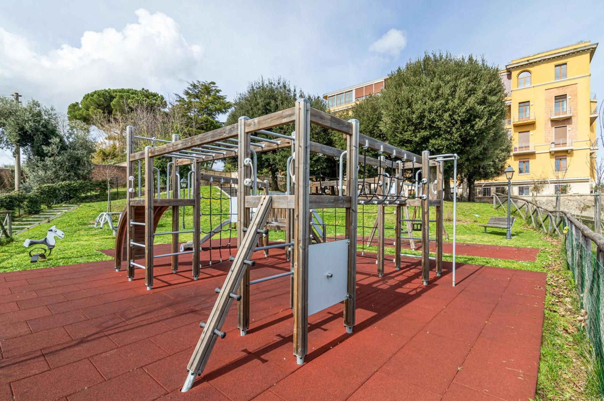 Porta Tufi Luxury Apartment With Private Parking! Sienne Extérieur photo