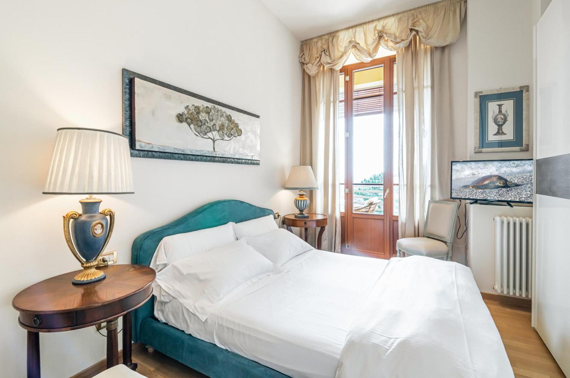 Porta Tufi Luxury Apartment With Private Parking! Sienne Extérieur photo