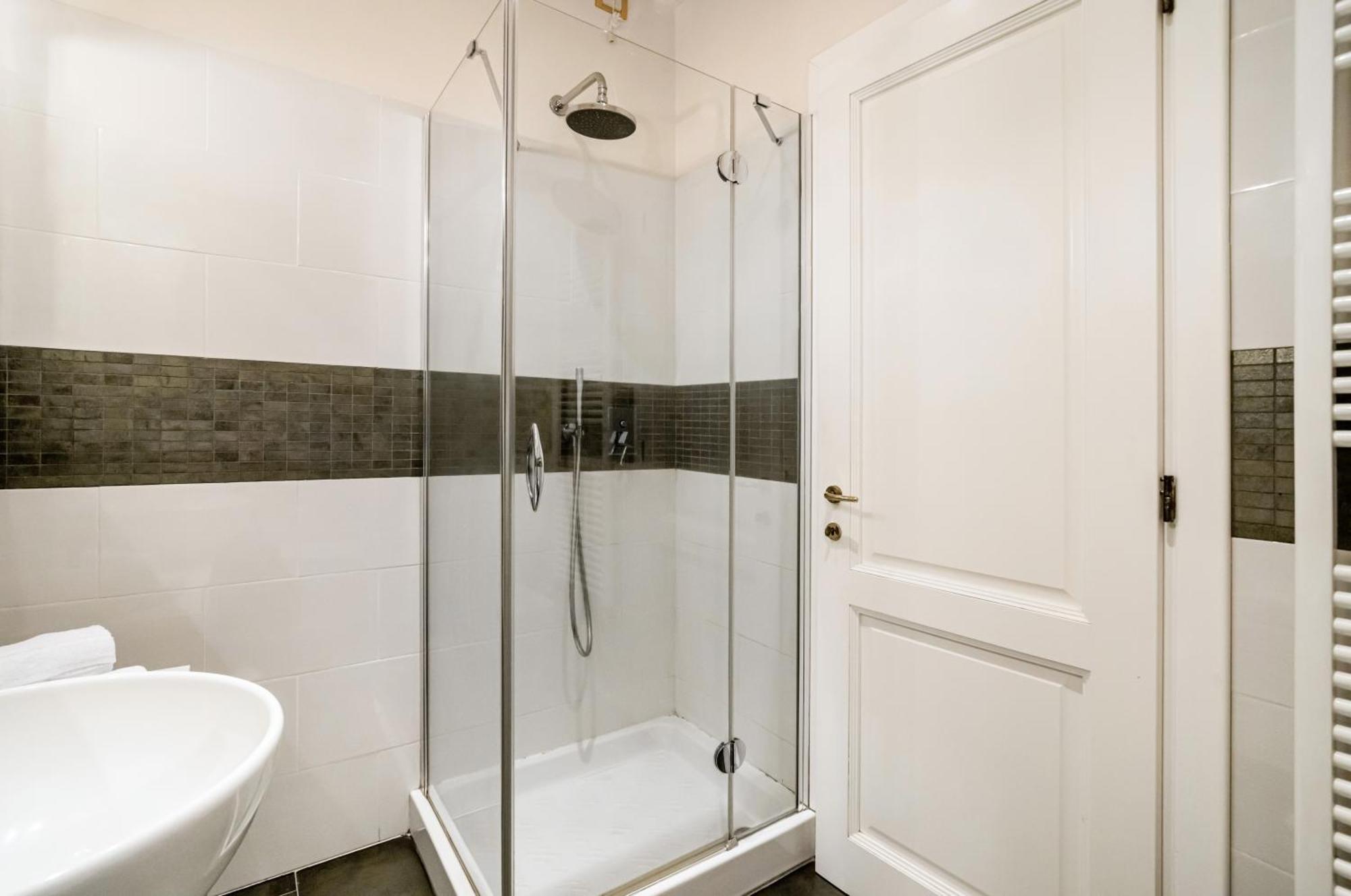 Porta Tufi Luxury Apartment With Private Parking! Sienne Extérieur photo